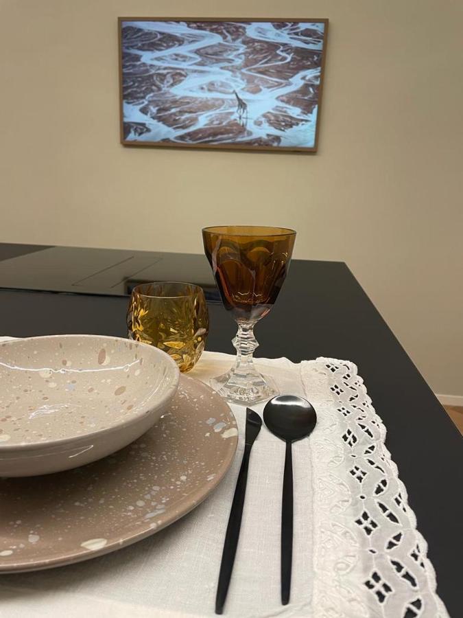 Meh Luxury Apartment City Centre Bari Bagian luar foto